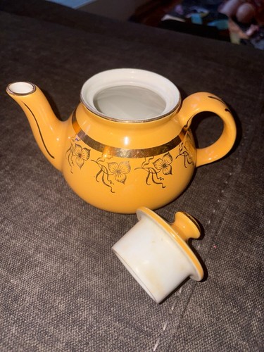 HALL Mustard/Canary Yellow 2 Cup 028 Teapot with Gold EUC - photo 3