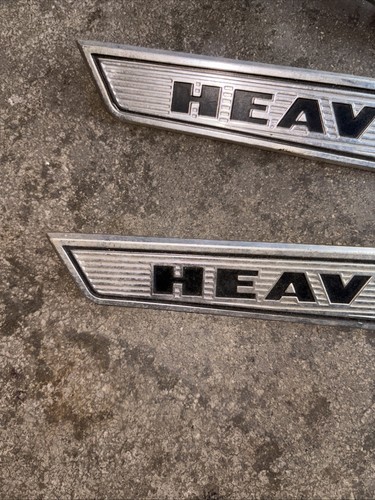 4 Vintage Car Emblems Decals - photo 4