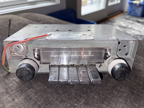 Original Chrysler Solid State AM Radio 1960s With Knobs Untested - photo 2
