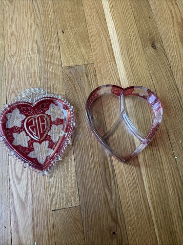 Vintage Etched Glass Large Dresser/Jewelry Box Heart Shaped 9” - photo 2