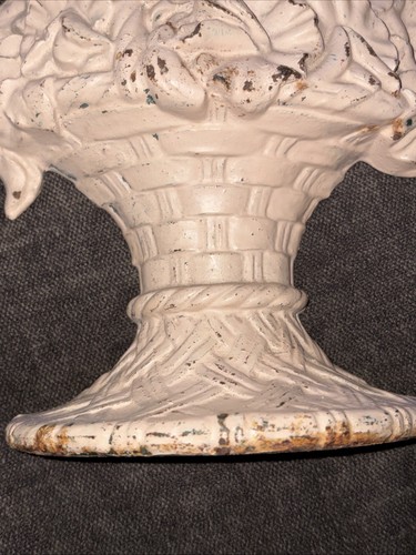 Antique Hubley Cast Iron Flower Basket Doorstop - photo 4