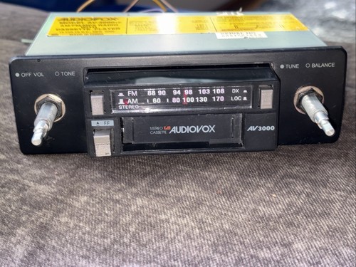 Audiovox AV-3000TP AM/FM Radio and Cassette Player