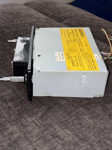 Audiovox AV-3000TP AM/FM Radio and Cassette Player - photo 5