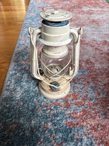Vintage Winged Wheel No. 400 White Kerosene Hurricane Lantern - photo 4