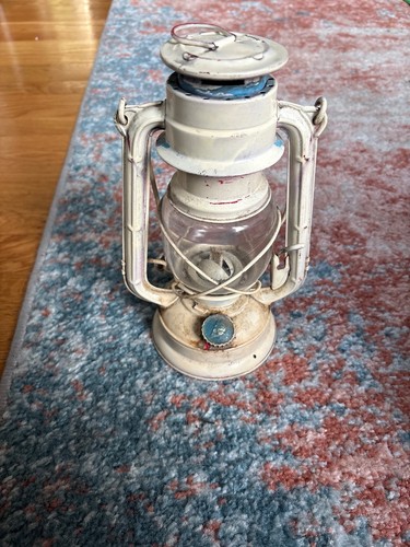 Vintage Winged Wheel No. 400 White Kerosene Hurricane Lantern - photo 5