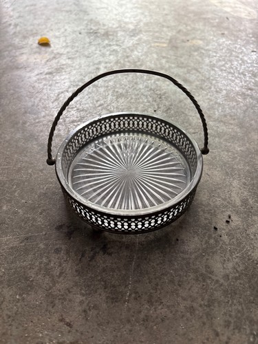 VINTAGE SILVER PLATE ON NICKEL BASKET FOR NUTS CANDY CRYSTAL