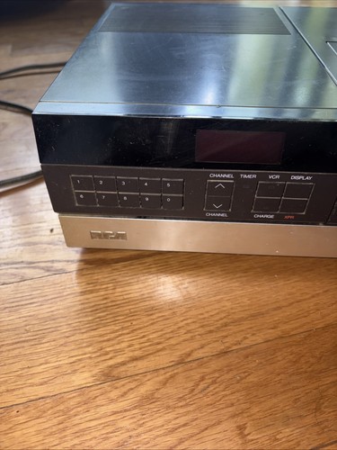 RCA VKP900T SelectaVision Portable Video Cassette Recorder VCR V - photo 2