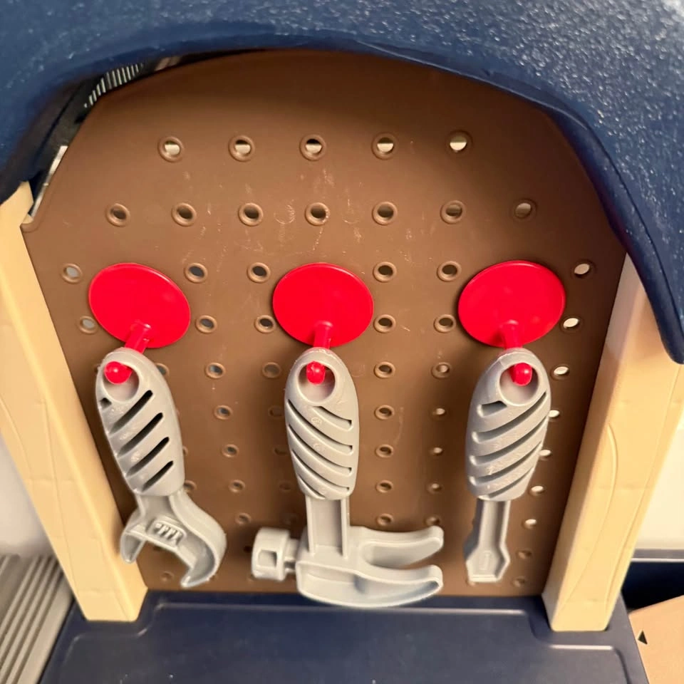 Little tykes tool bench complete set - photo 3