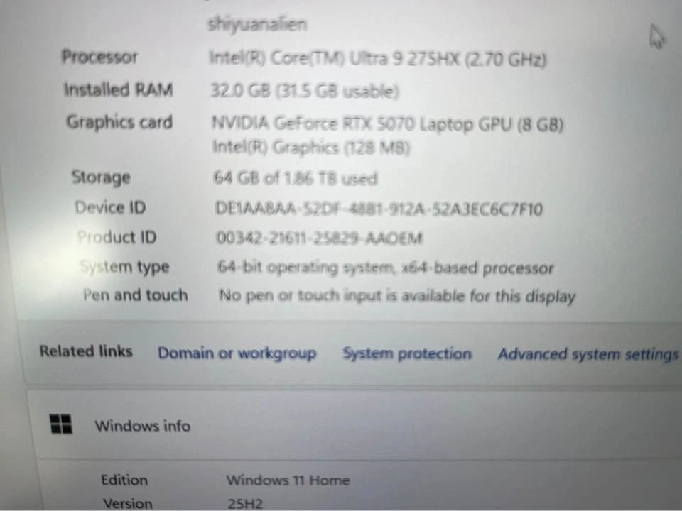 Alienware x16 Gaming Laptop - Intel Core Ultra 9, RTX 5070 - photo 4
