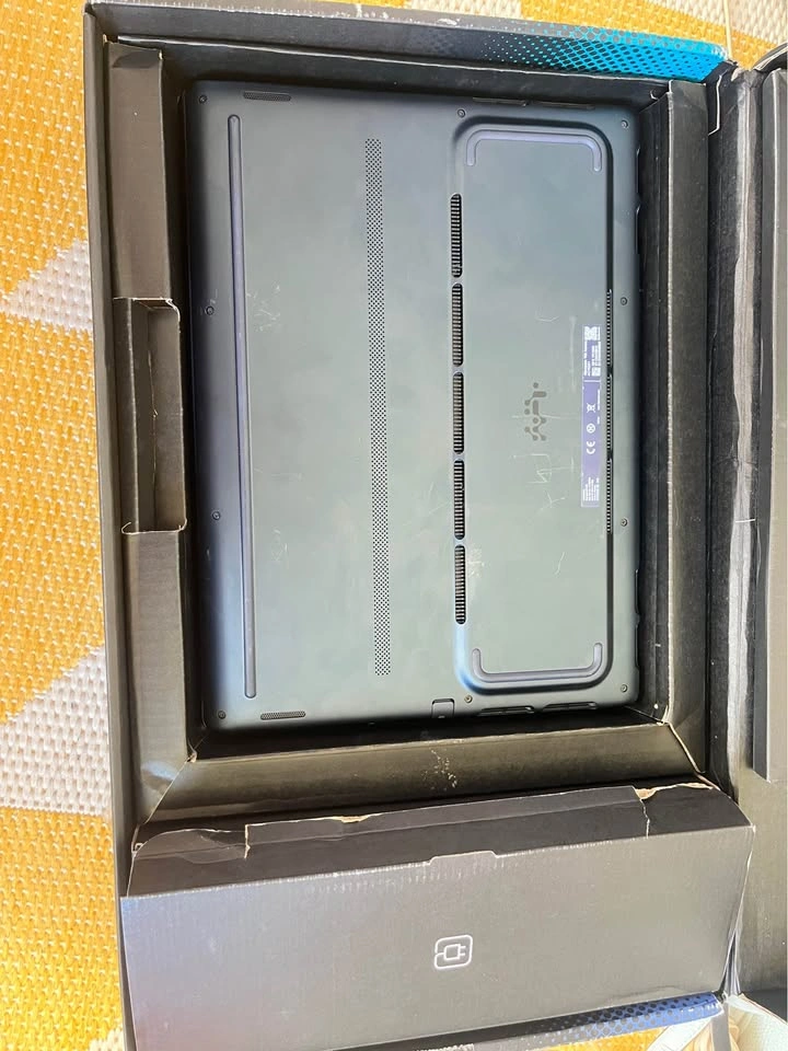 Alienware x16 Gaming Laptop - Intel Core Ultra 9, RTX 5070 - photo 5