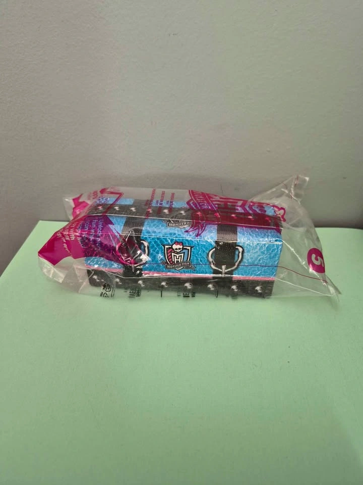 Monster High Mcdonalds toys - photo 2