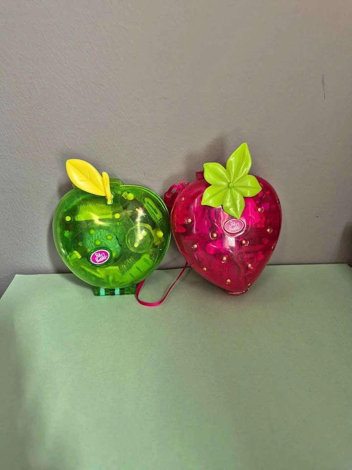 Vintage Polly Pocket Fruit Surprise Compacts