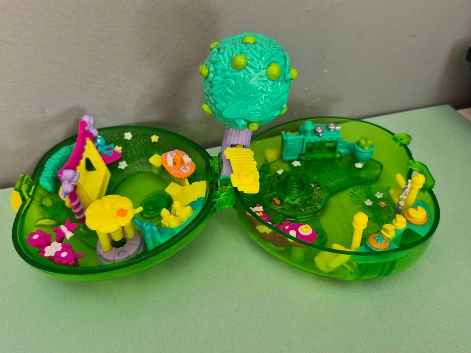 Vintage Polly Pocket Fruit Surprise Compacts - photo 4