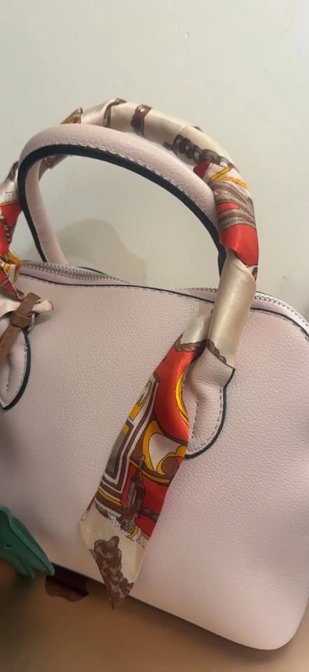 Handbag with Silk Scarf and Horse Keychain - photo 3