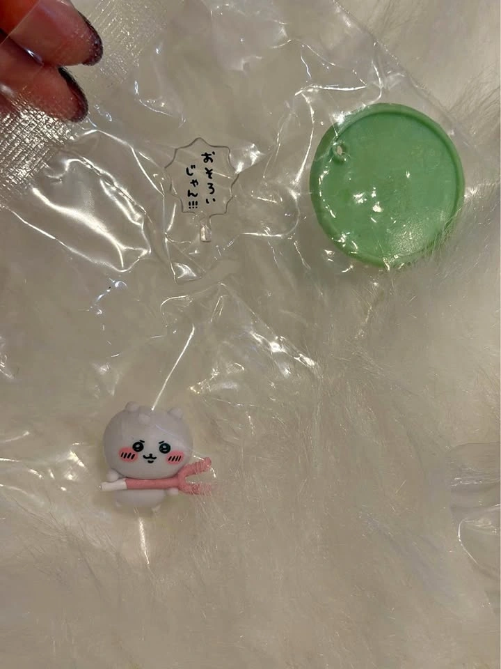 Chiikawa and Shisa Miniature Figure Set