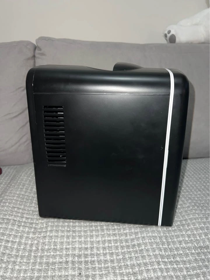 Uber Appliance Uber Chill Mini Fridge (Blackout Edition) - photo 2