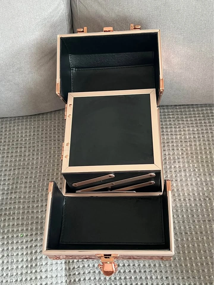 Kodi Professional Rose Gold Diamond Makeup Train Case - photo 2