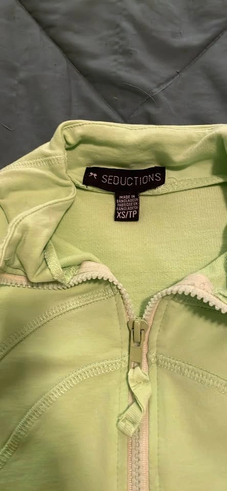 Seductions Zip-Up Jacket - photo 2
