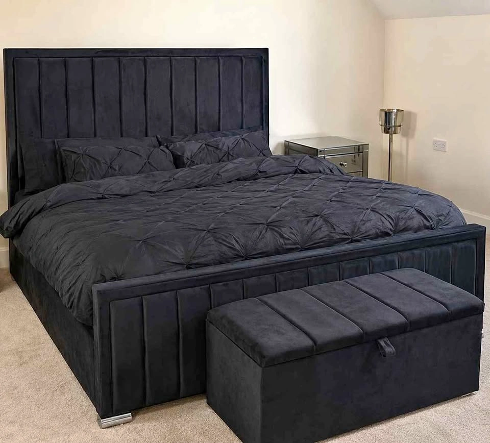 Morden Gas Lift Storage Bed Frame in Black Velvet