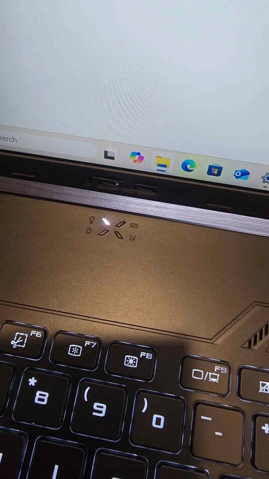 ASUS TUF Gaming A16 - Ryzen 7 / Radeon RX 7600S - photo 5
