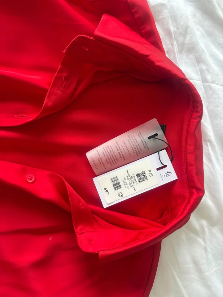 Dynamite Matisse Slim Satin Shirt - Size Small - Red - photo 2