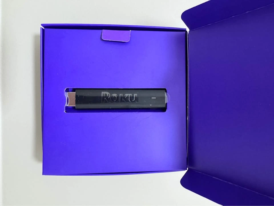 Roku Streaming Stick 4K - photo 2