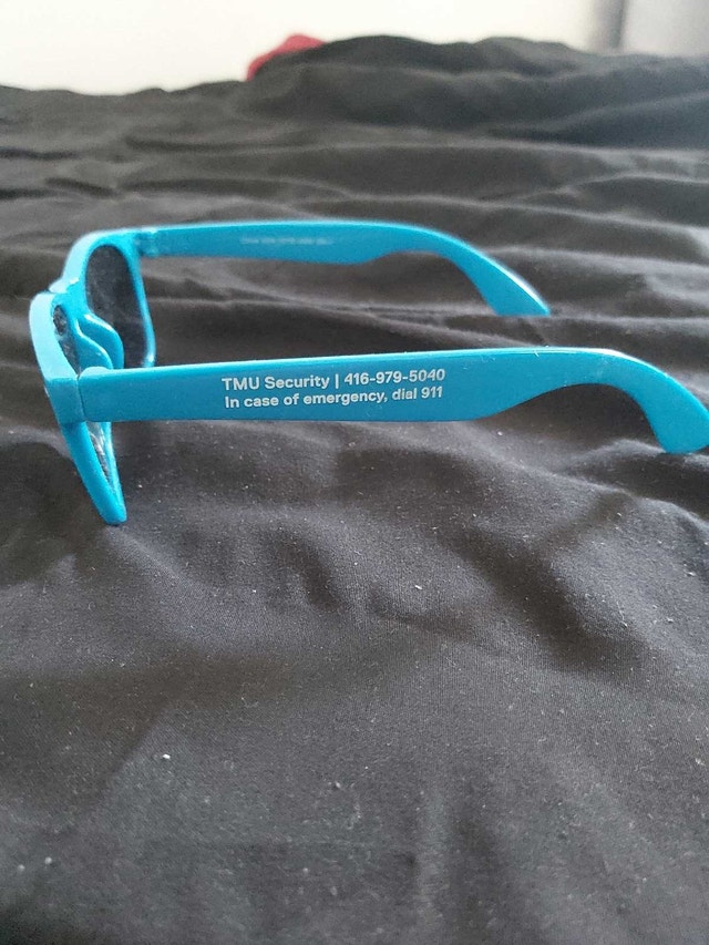 Miscellaneous Accessories Bundle - photo 2
