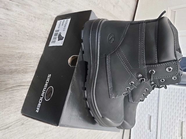 sidewinder steel toe boots never worn
