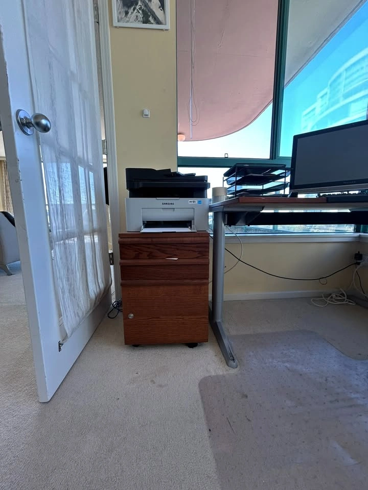 Height-Adjustable L-Shape Desk + Oak File Pedestal - photo 4