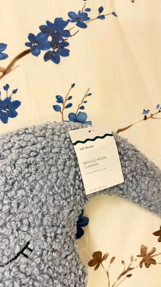 Brand new Moon Pillow with tag - photo 2