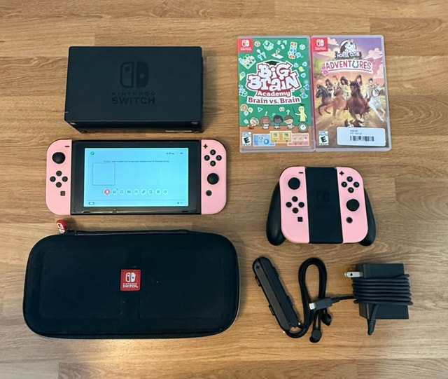 Nintendo Switch Bundle #2 - Games and Accessories