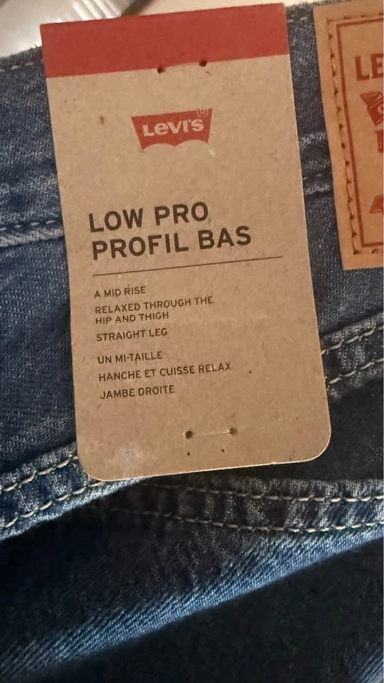 Brand NEW Levi Jeans - photo 2