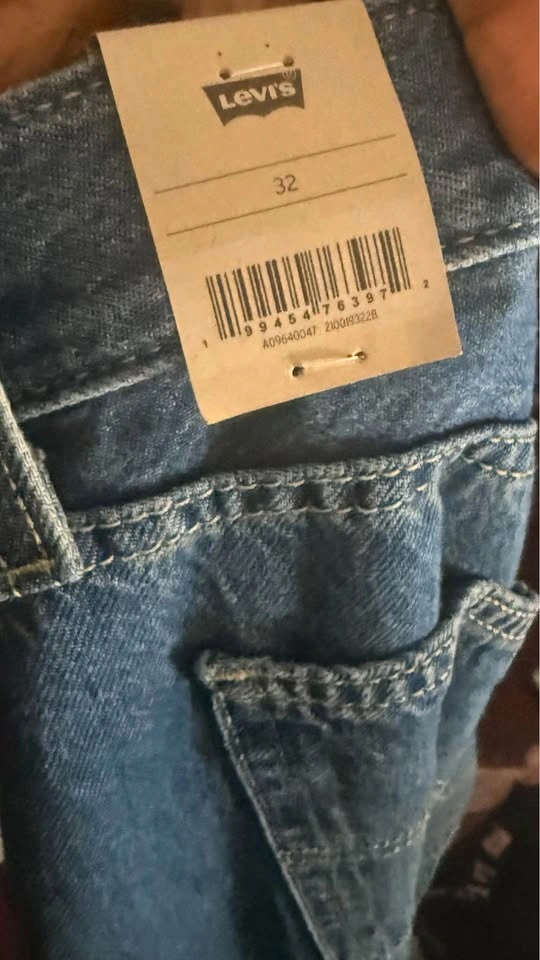 Brand NEW Levi Jeans - photo 4