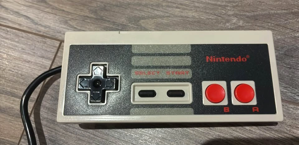 Original NES Nintendo Controller Mint - photo 2