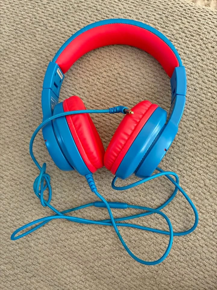 Kids headphones