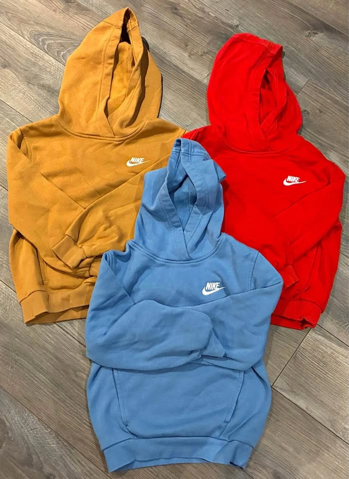 Boys Nike Hoodie Sweaters(3)