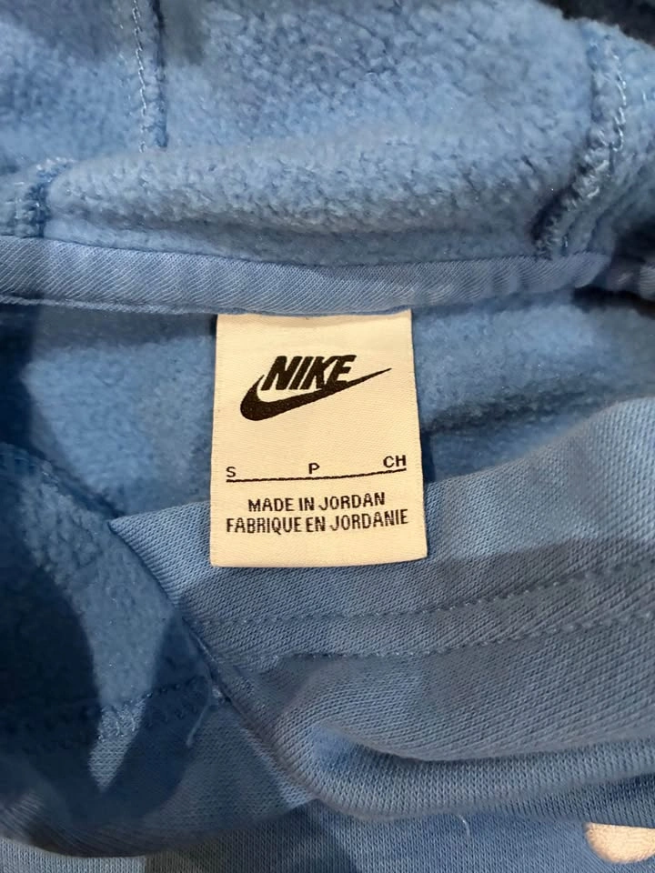 Boys Nike Hoodie Sweaters(3) - photo 2