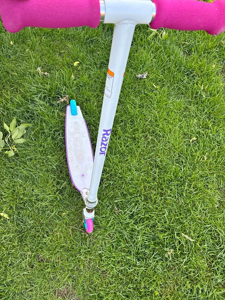 Girls Scooter