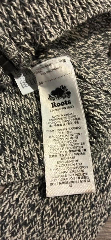Roots girls(kids) Cabin full zip hoodie size Large 9/10 - photo 3