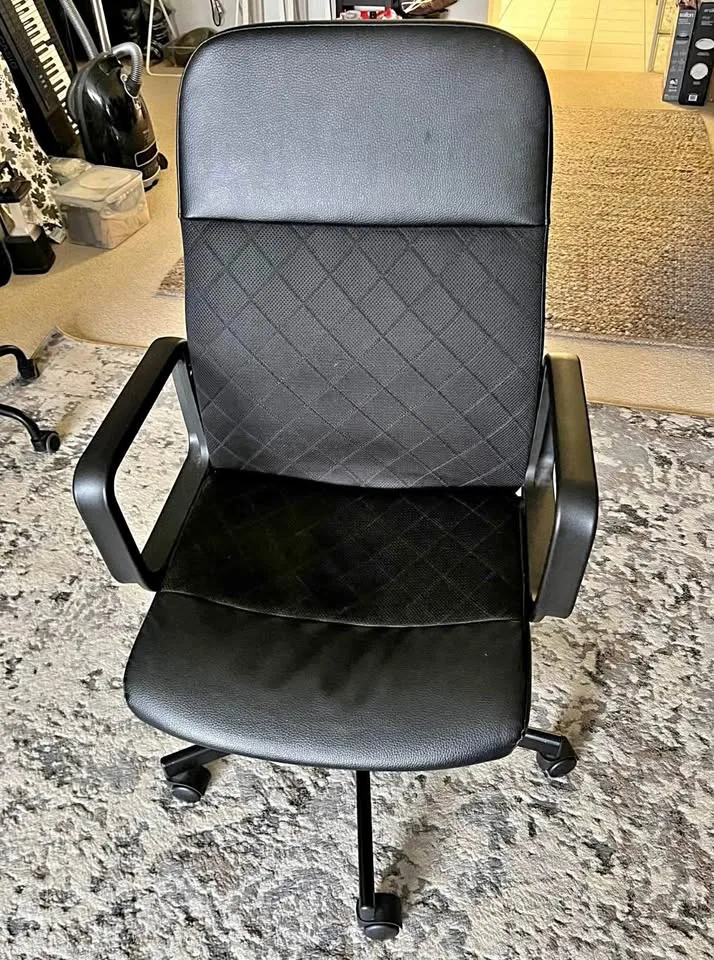 IKEA Office Chair, LIKE-NEW, DOWNTOWN thumbnail