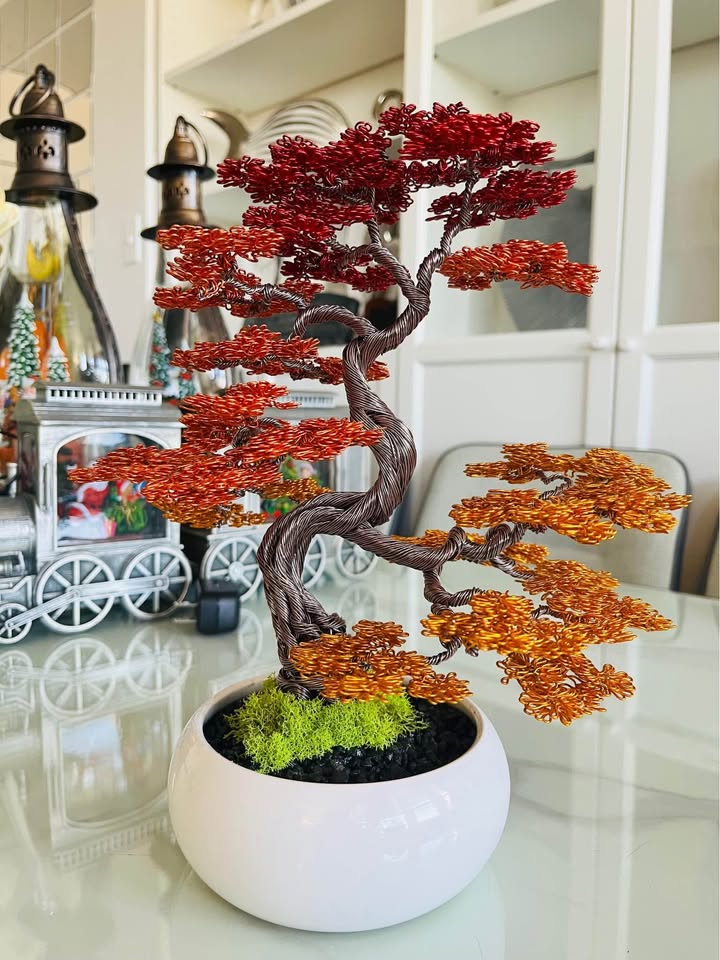 Handmade Aluminum Wire Bonsai Tree – Autumn Colors – - photo 3