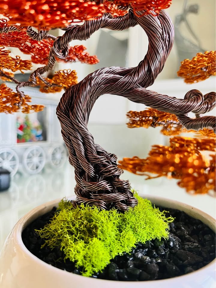 Handmade Aluminum Wire Bonsai Tree – Autumn Colors – - photo 4