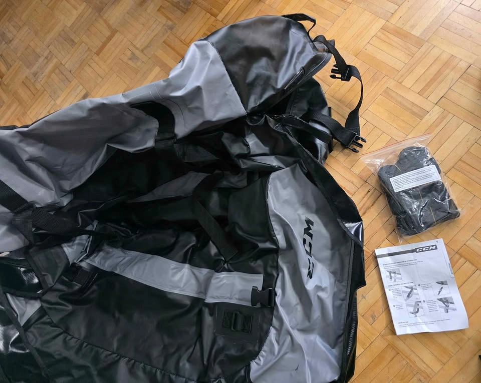 CCM Deluxe Rooftop Cargo Bag - photo 5
