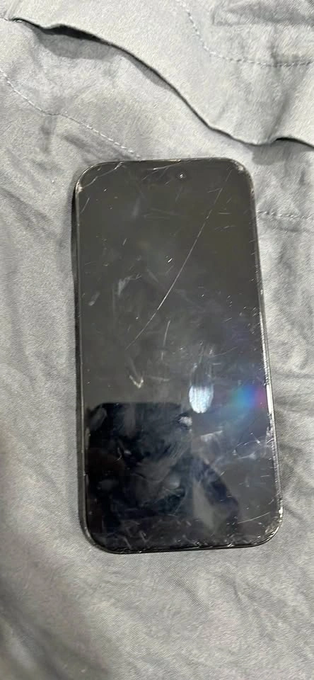 iPhone 14 Pro (Locked)