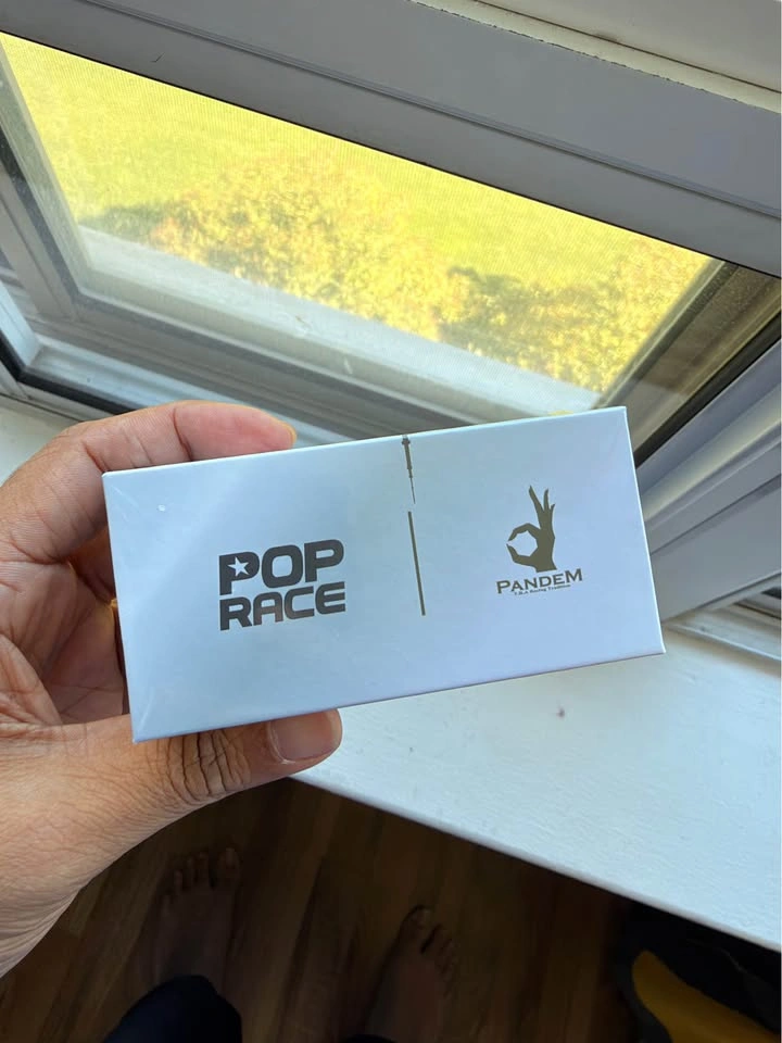 Pop Race Pandem Q-R32 Metal Gray — CDX 2026 Exclusive (Sealed) - photo 3