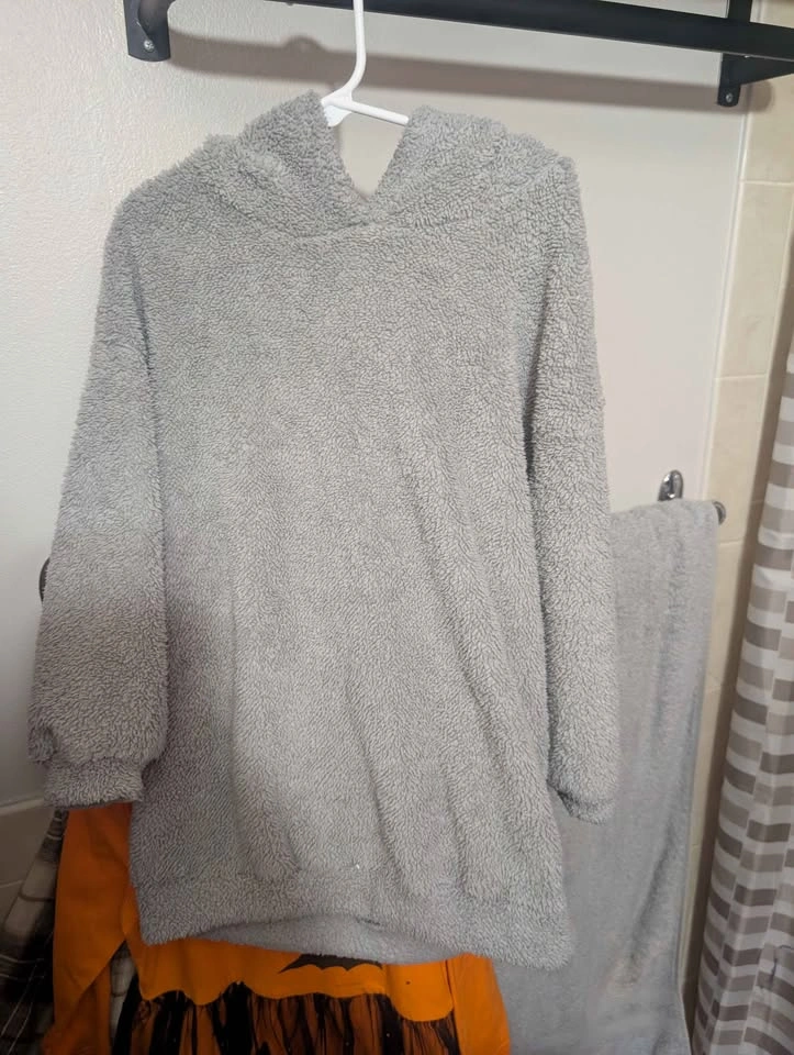 3 girls size 5T or 5 fall dresses - photo 3