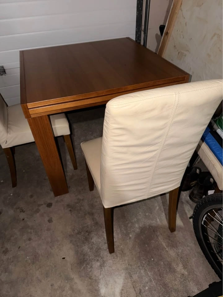 Pottery Barn Leather Chair SALE - photo 3