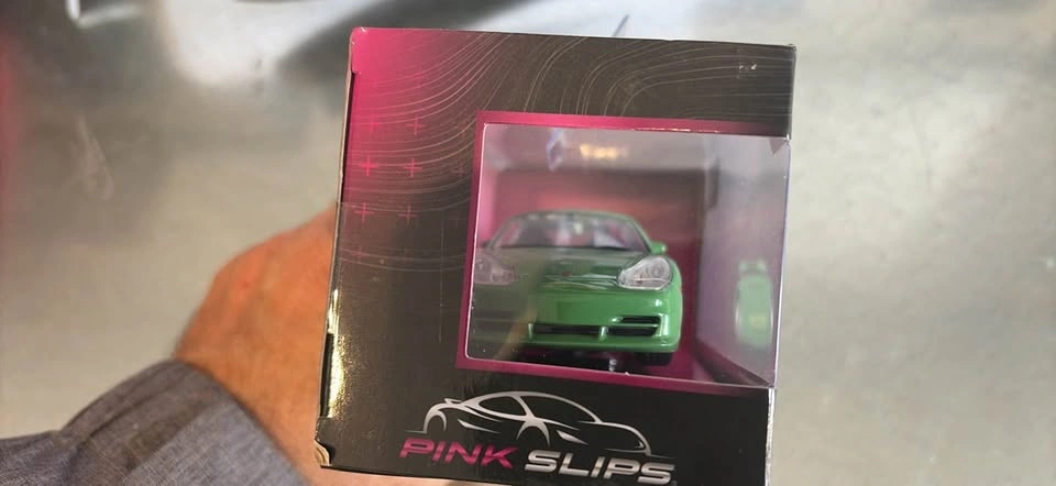 Jada Toys Pink Slips Porsche 911 GT3 (996) - photo 4
