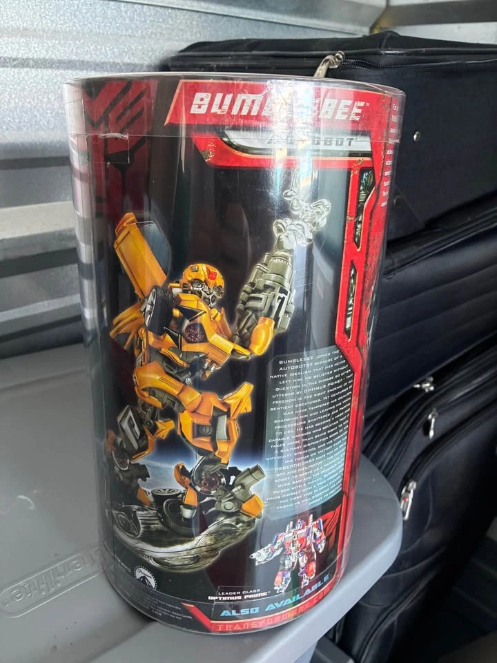 Transformers Movie Unleashed Bumblebee 2006 - photo 2