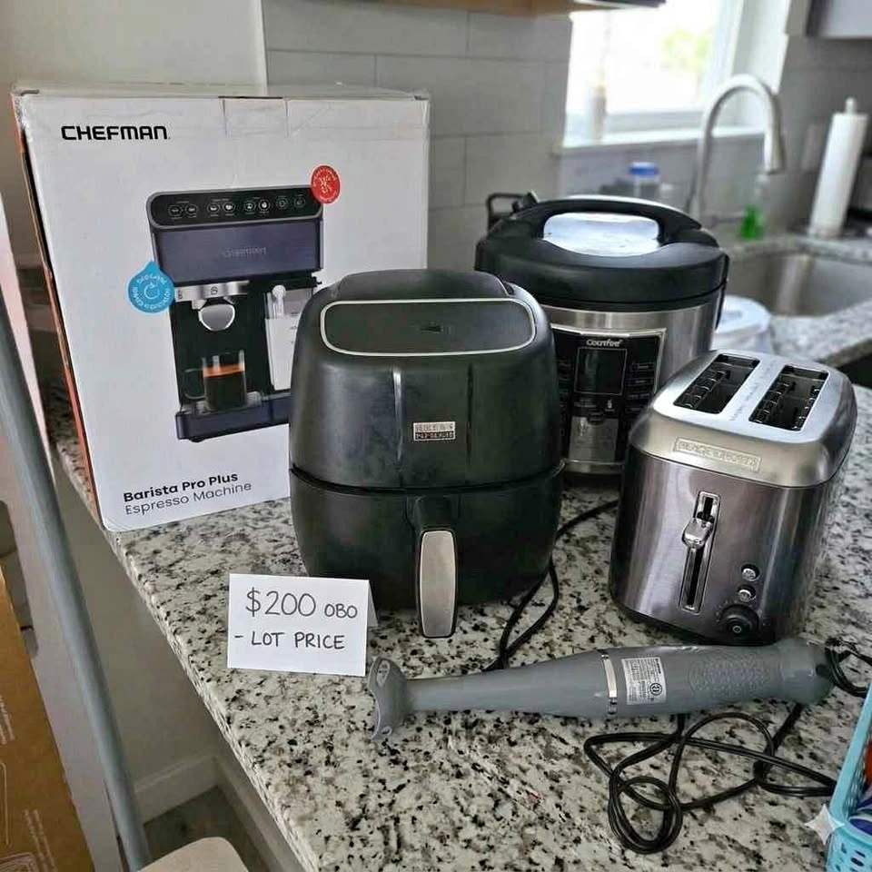 Kitchen Appliance Bundle: Air Fryer, Cooker, Toaster & More